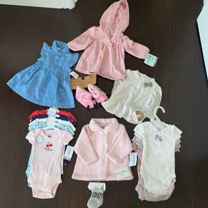 Baby girls lot clothes 0-3months. New with tags from clean smoke free home.